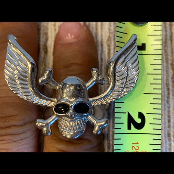 Huge & Wide Silver Skull w Wings Statement Cocktail Ring Size 7.5 - Picture 3 of 11